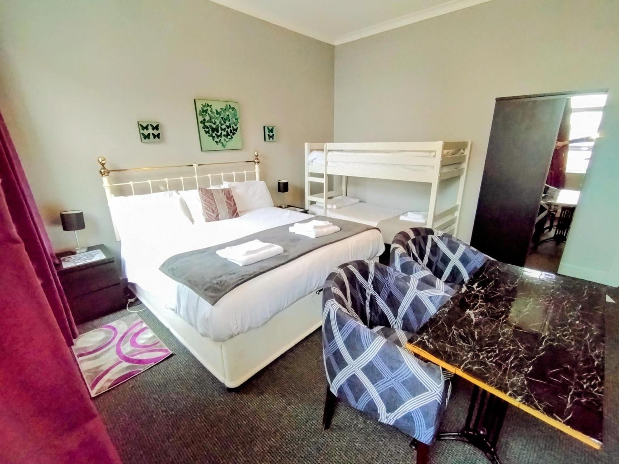 Oyo Gin House Hotel Greenock Exteriér fotografie