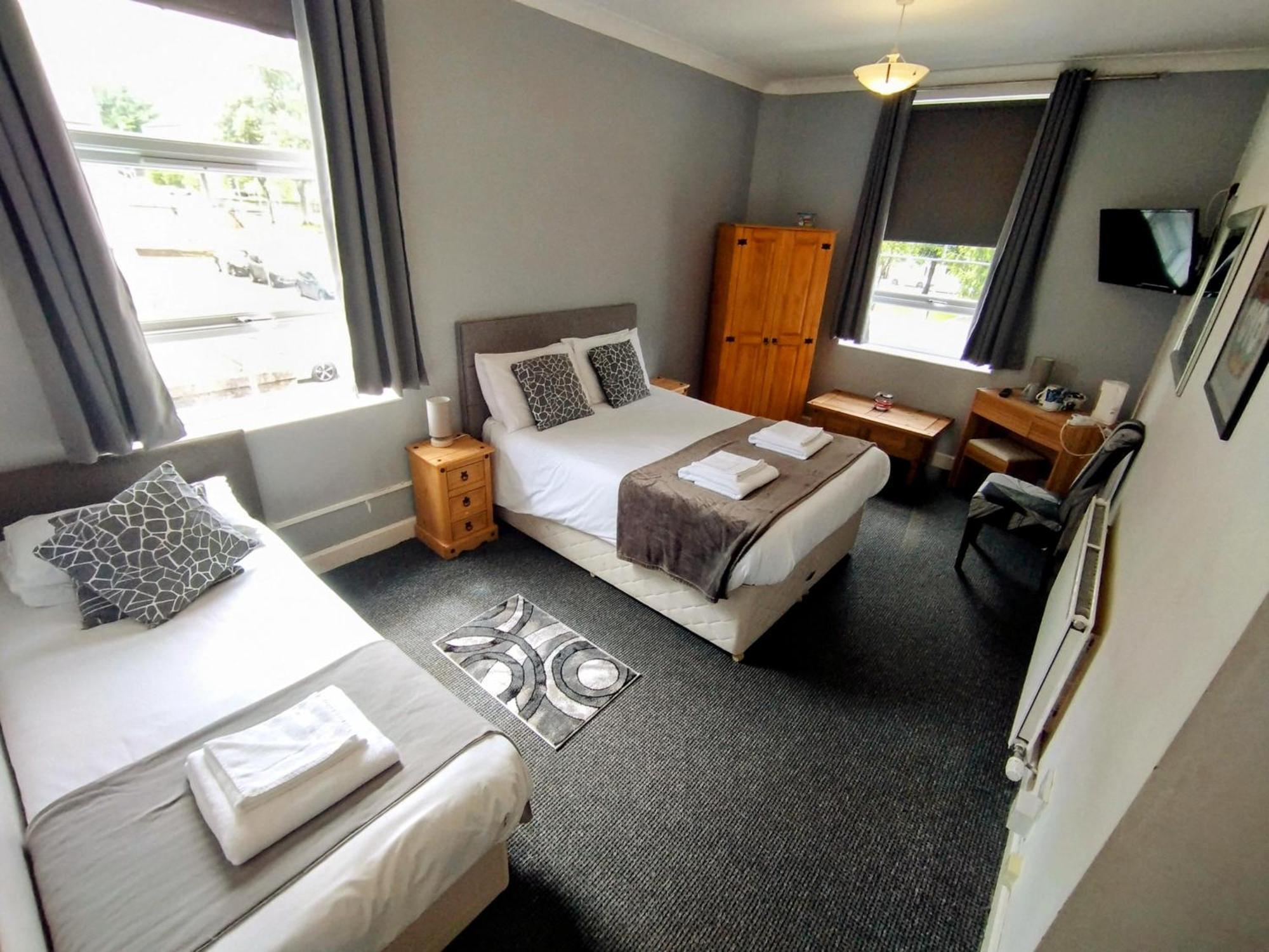 Oyo Gin House Hotel Greenock Exteriér fotografie