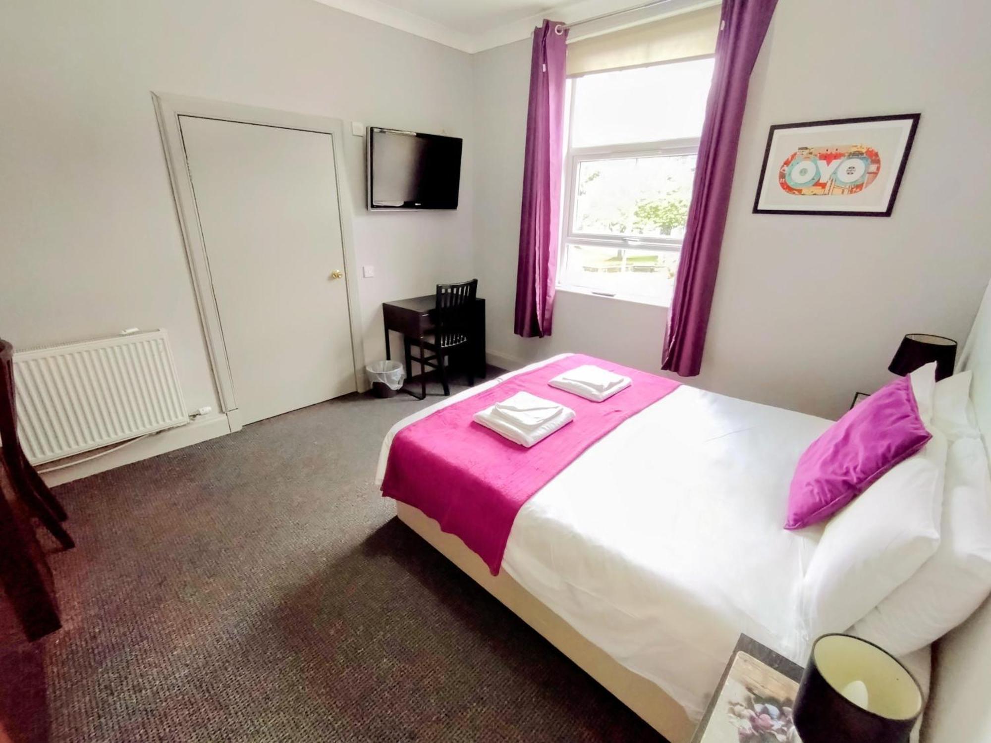Oyo Gin House Hotel Greenock Exteriér fotografie