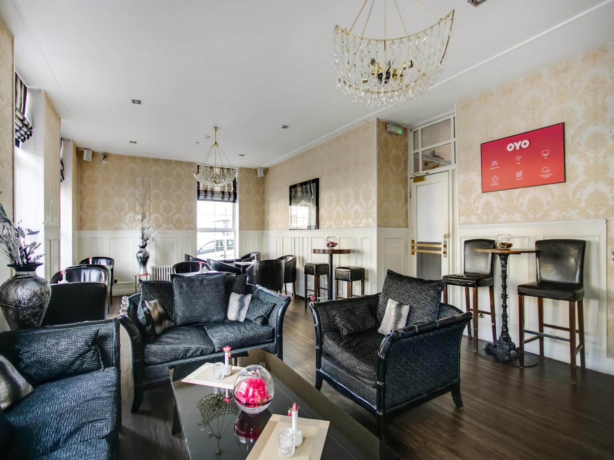 Oyo Gin House Hotel Greenock Exteriér fotografie
