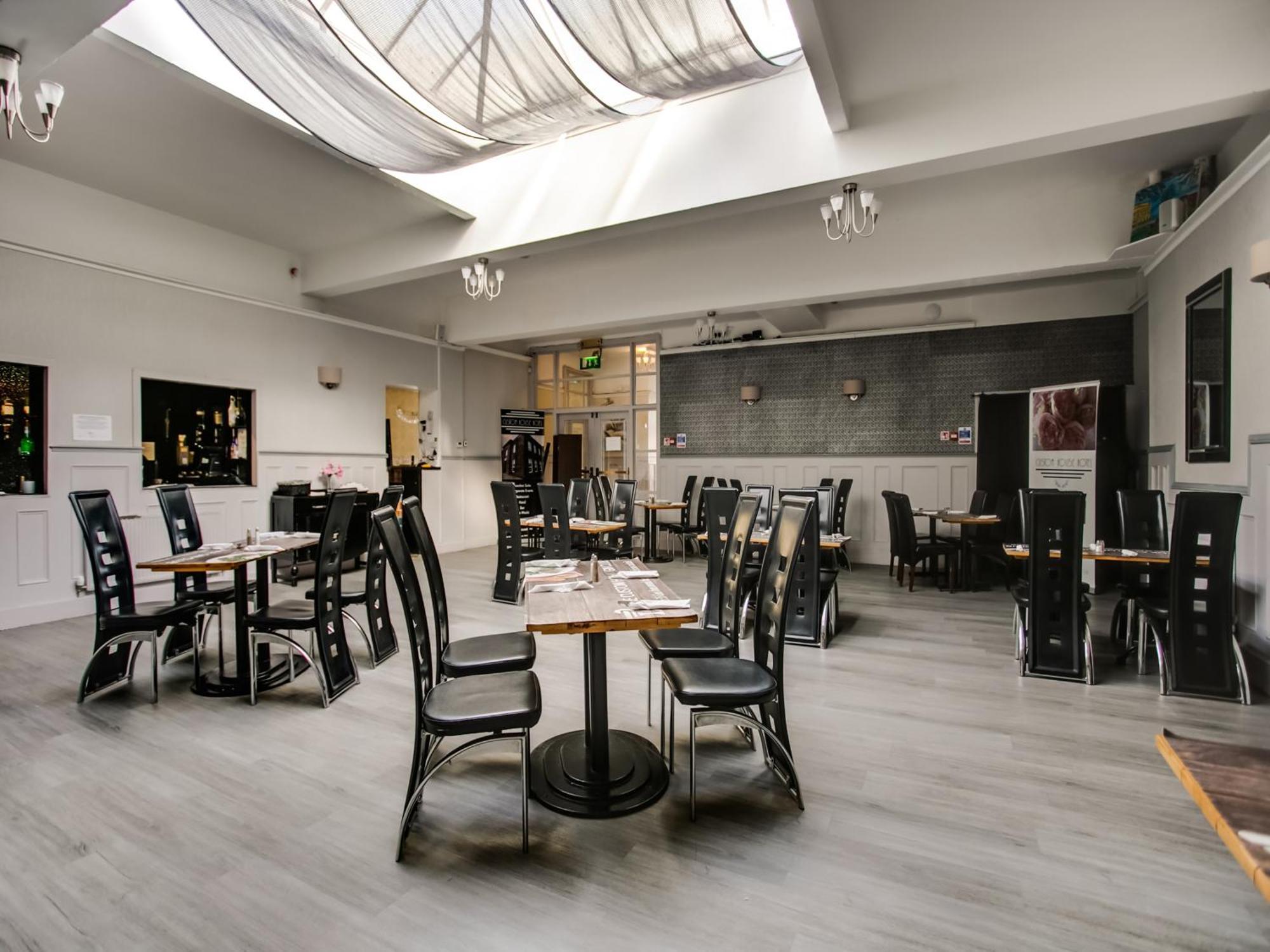 Oyo Gin House Hotel Greenock Exteriér fotografie